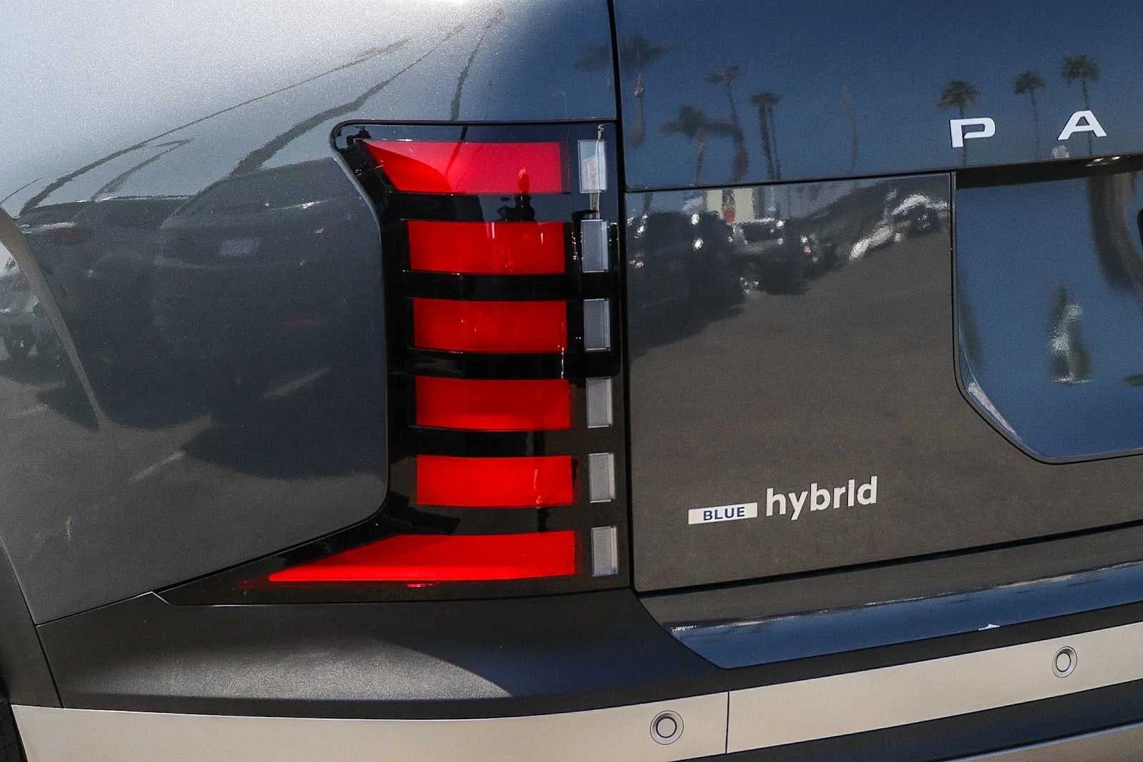 Hyundai Palisade Hybrid Blue SEL 7P FWD 2027 — side view