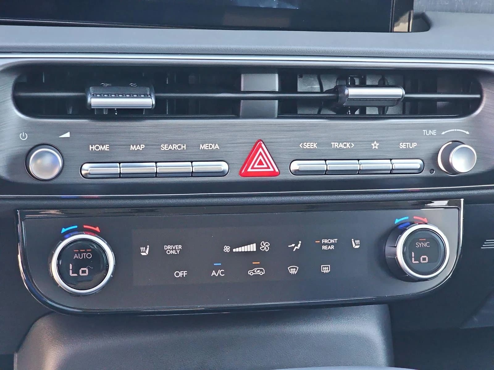 Hyundai Palisade Hybrid Blue SEL 8P FWD 2027 — side view