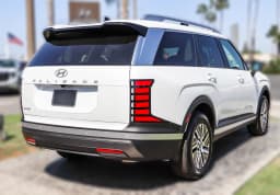 Hyundai Palisade Hybrid Blue SEL 7P FWD 2027 — side view