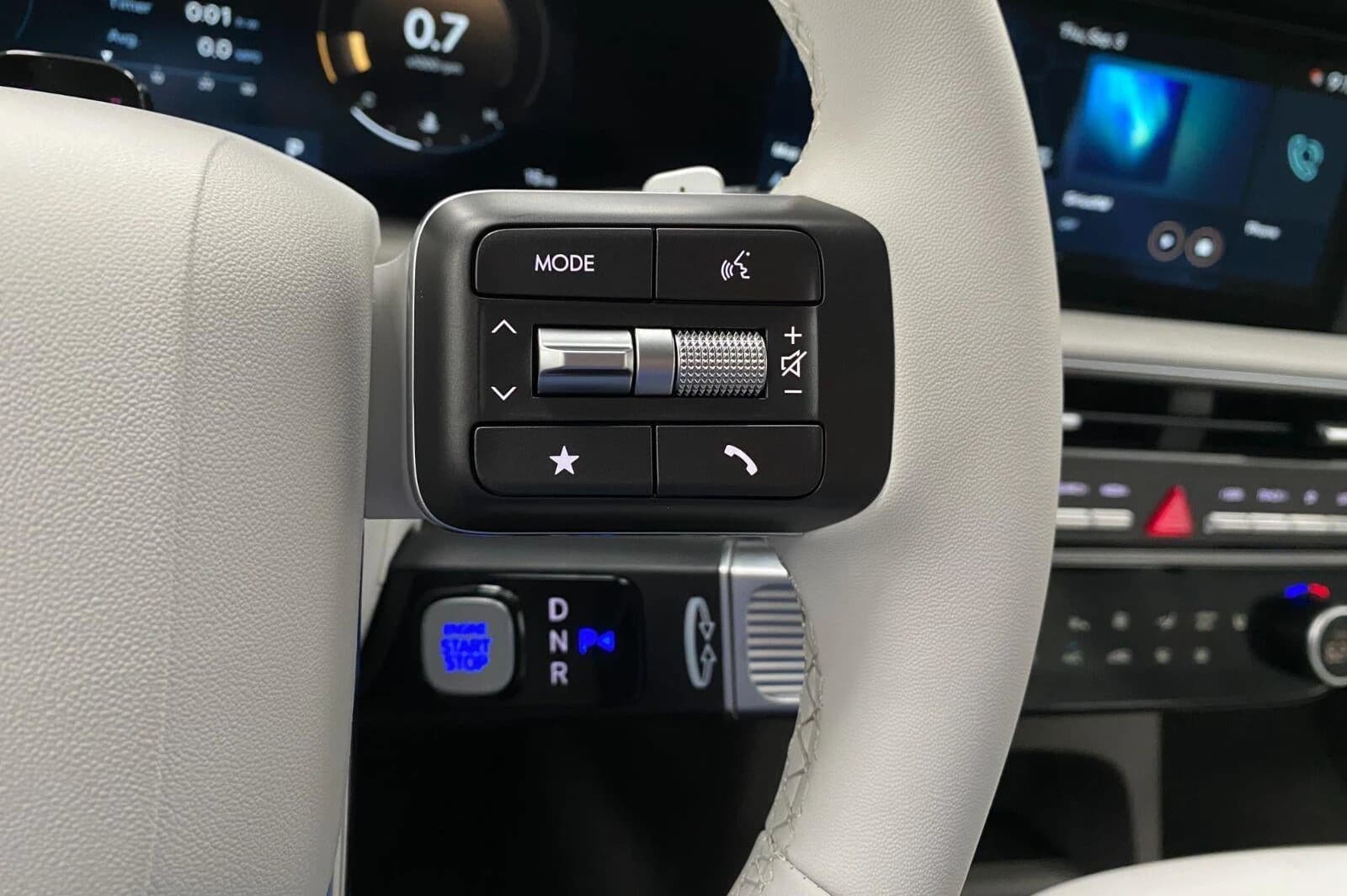 Hyundai Palisade SEL 7P AWD 2027 — side view