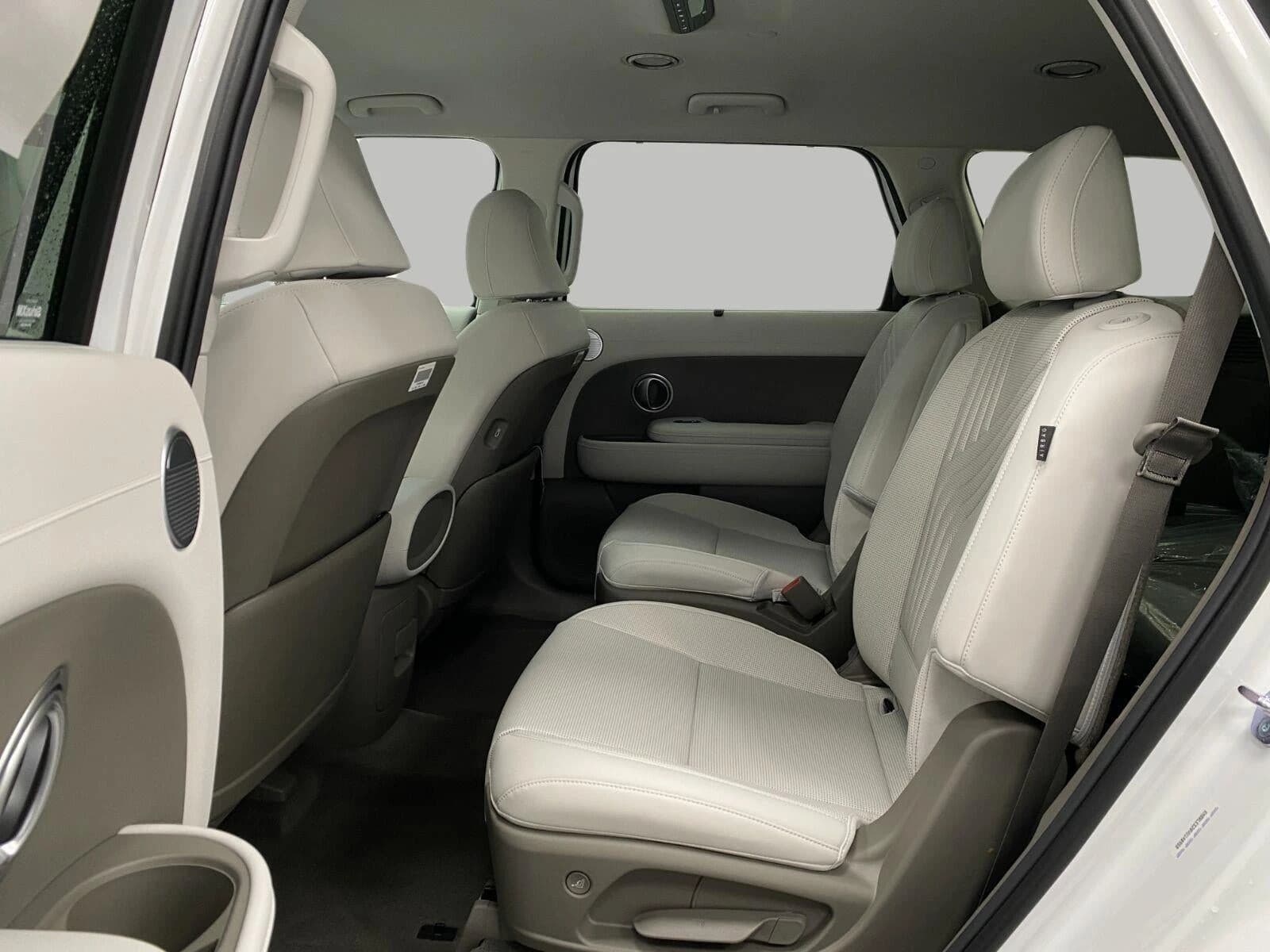 Hyundai Palisade SEL 7P AWD 2027 — side view