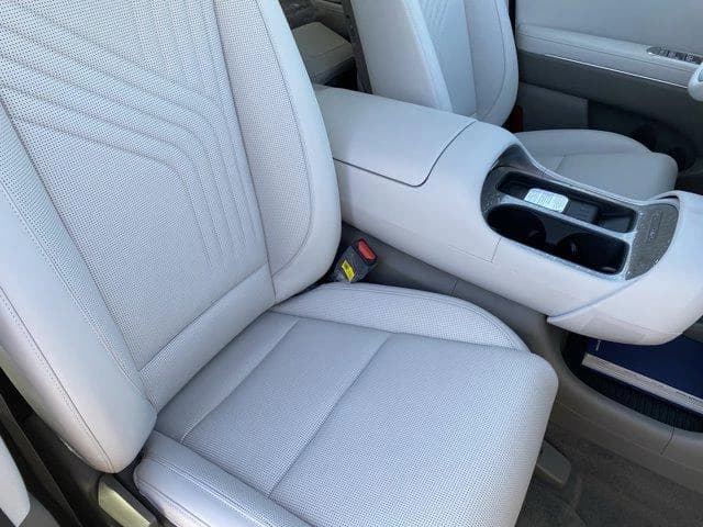 Hyundai Palisade Hybrid SEL 8P AWD 2026 — side view