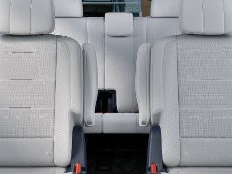 Hyundai Palisade Hybrid Calligraphy FWD 2026 — side view