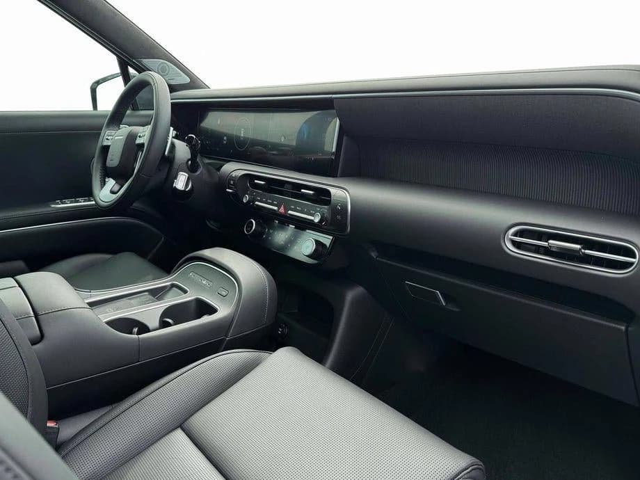 Hyundai Palisade Hybrid Calligraphy FWD 2026 — side view