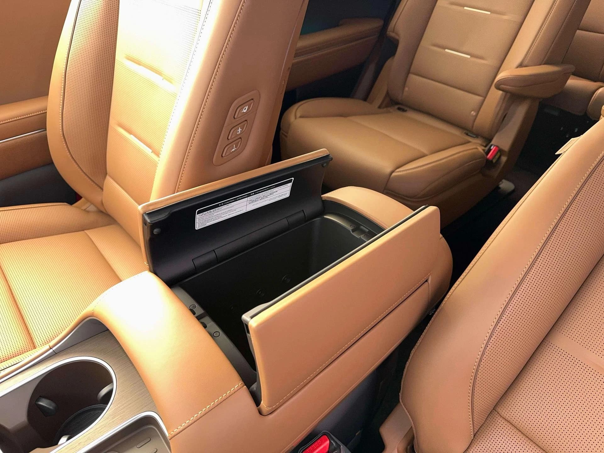Hyundai Palisade Hybrid Calligraphy AWD 2026 — side view