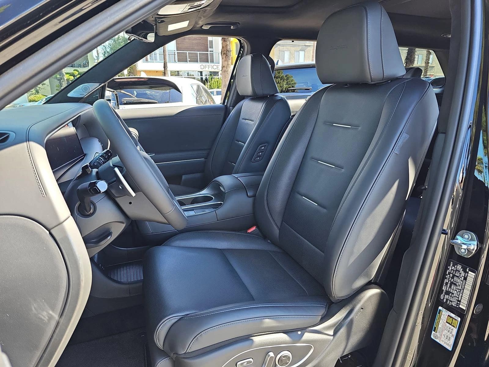 Hyundai Palisade Hybrid Calligraphy AWD 2026 — side view