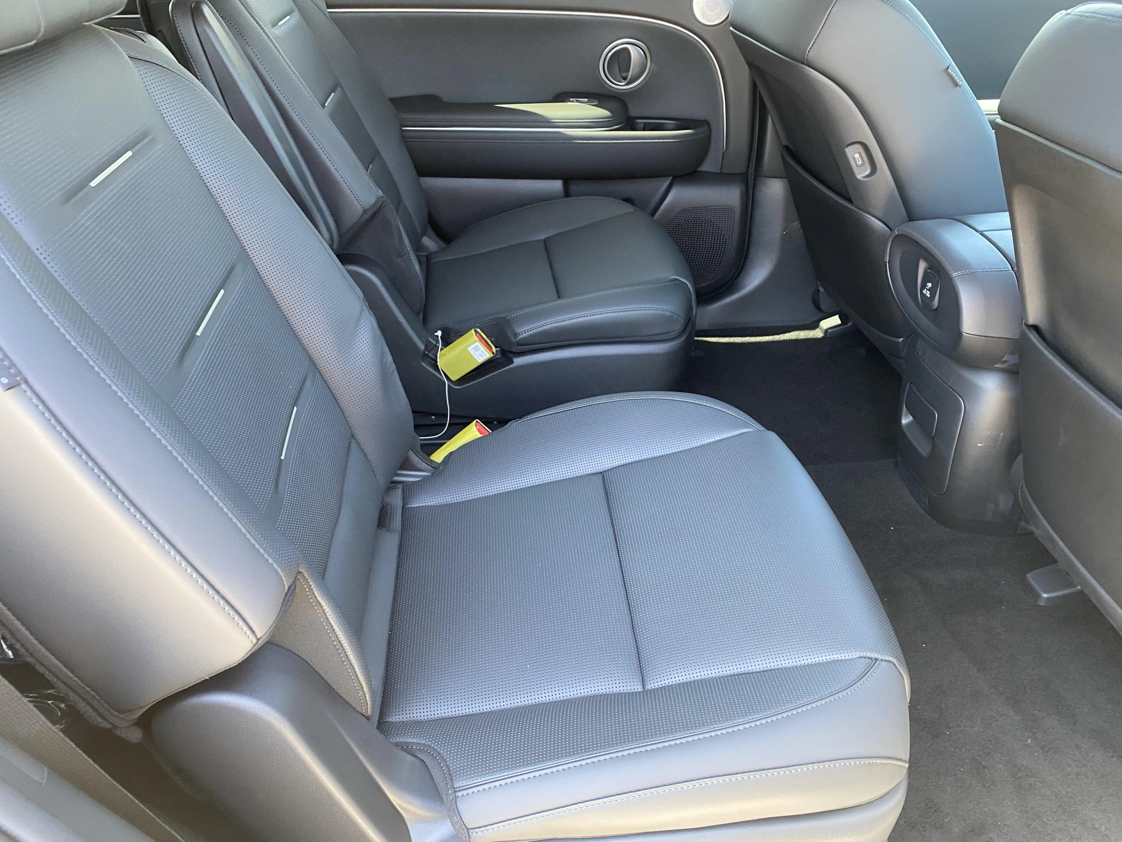 Hyundai Palisade Hybrid Calligraphy AWD 2027 — side view