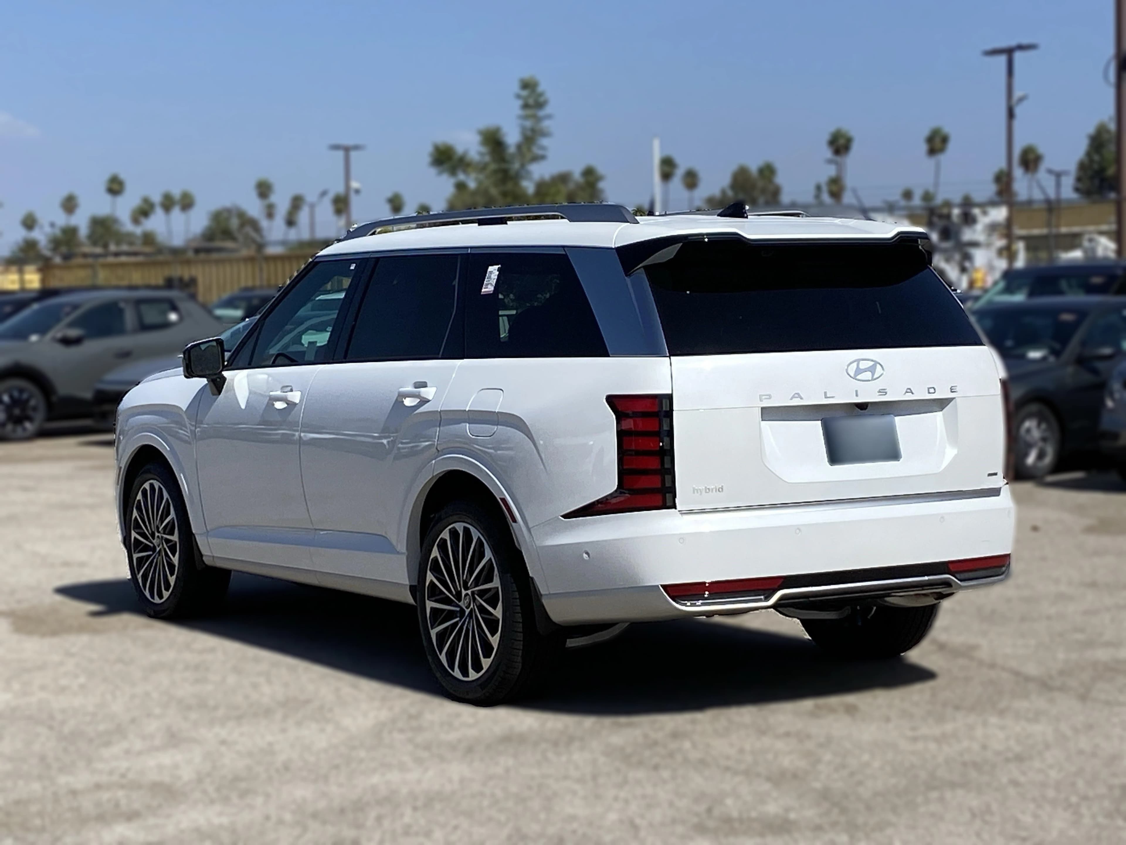 Hyundai Palisade Hybrid Calligraphy AWD 2027 — side view