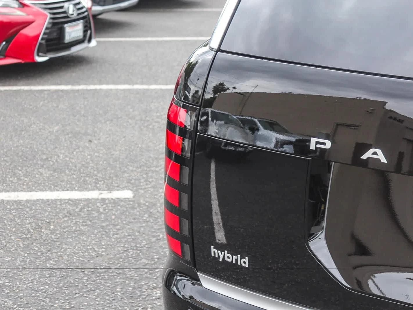 Hyundai Palisade Hybrid Calligraphy AWD 2027 — side view