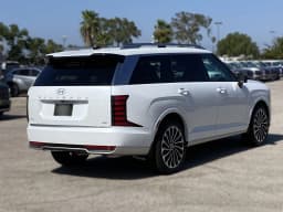 Hyundai Palisade Hybrid Calligraphy AWD 2027 — side view