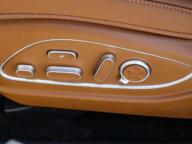 Hyundai Palisade Hybrid Calligraphy AWD 2027 — side view