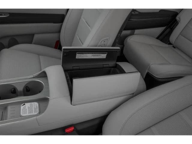 Hyundai Palisade Hybrid Calligraphy AWD 2027 — side view