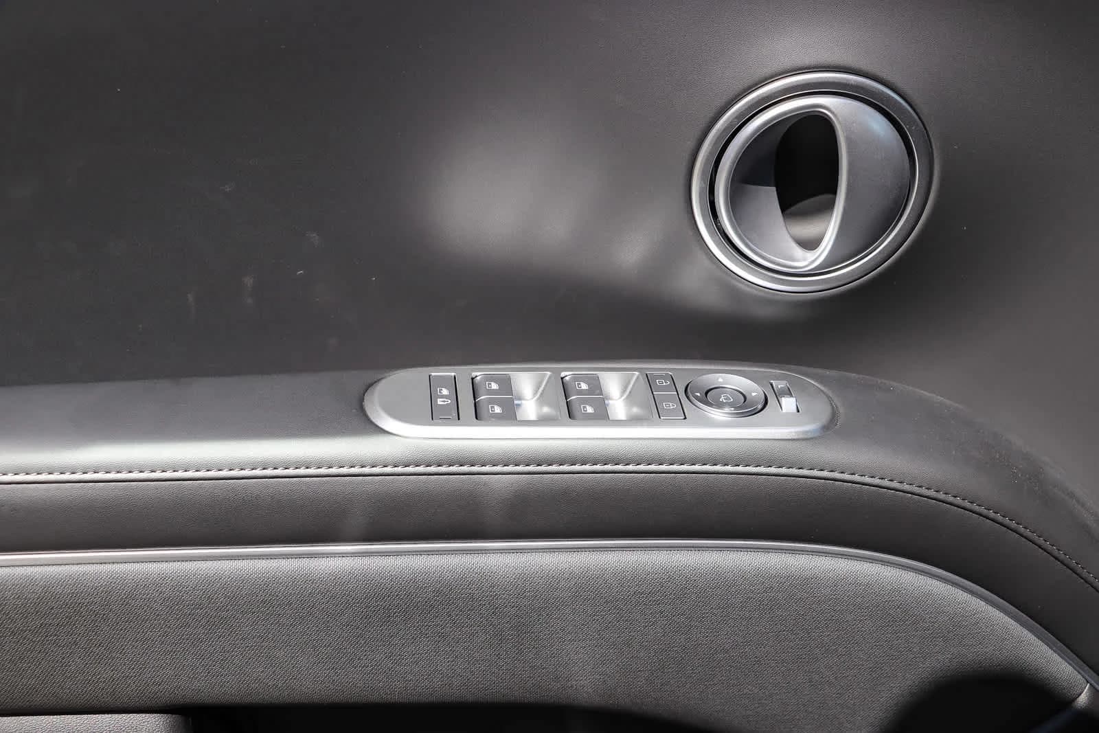 Hyundai Palisade Hybrid Calligraphy AWD 2026 — side view