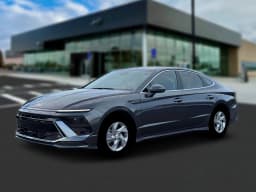 Hyundai Sonata SE FWD 2026 — side view