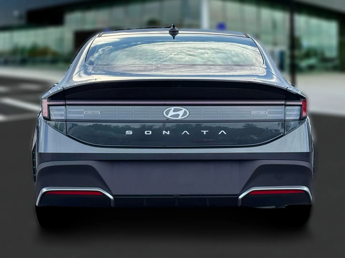 Hyundai Sonata SE FWD 2026 — side view