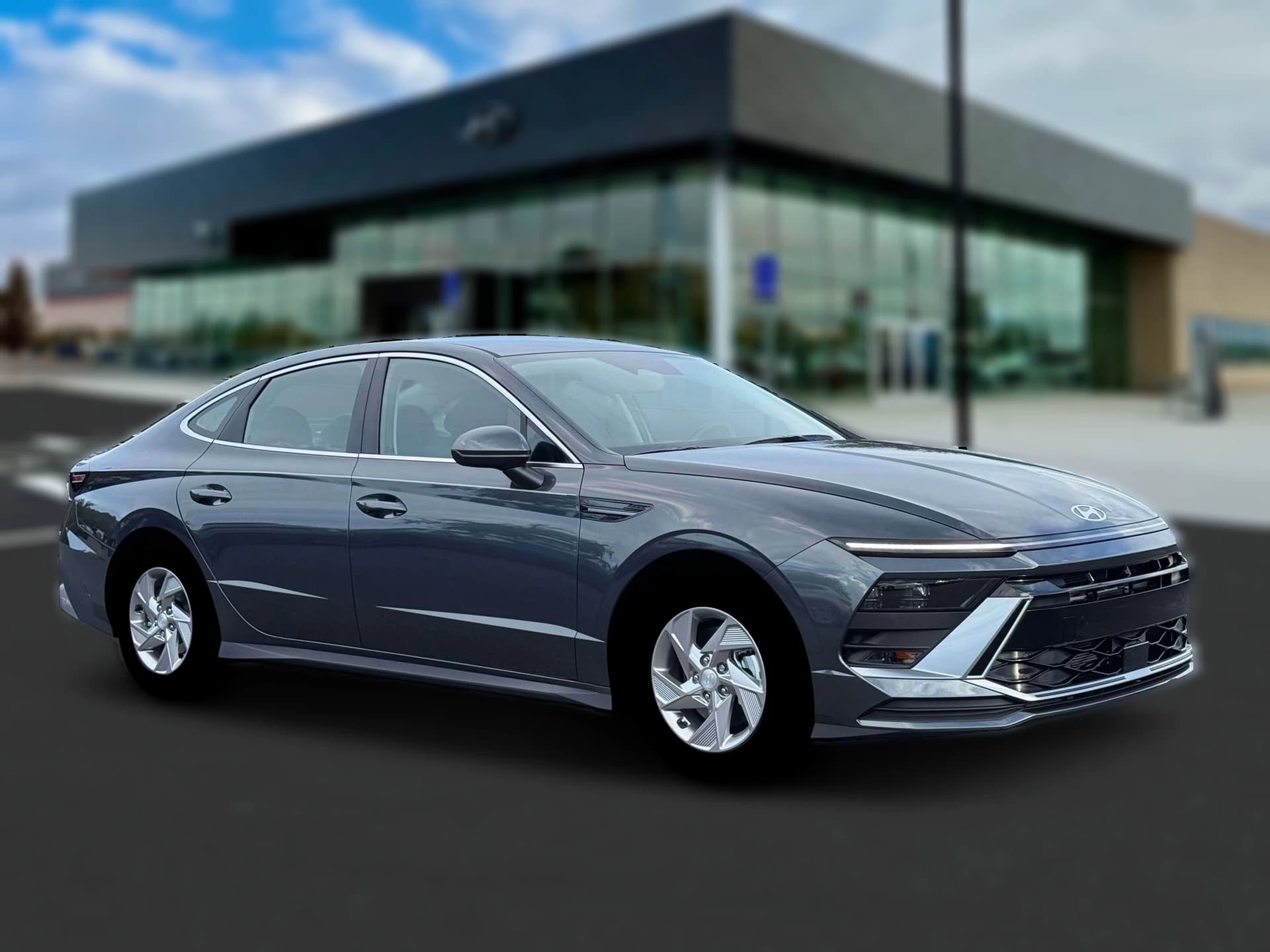 Hyundai Sonata SE FWD 2026 — side view