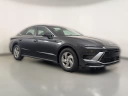 Hyundai Sonata SE FWD 2026 — side view