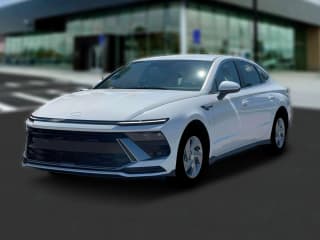 Hyundai Sonata SE FWD