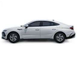Hyundai Sonata SE FWD 2026 — side view