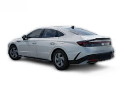 Hyundai Sonata SE FWD 2026 — side view
