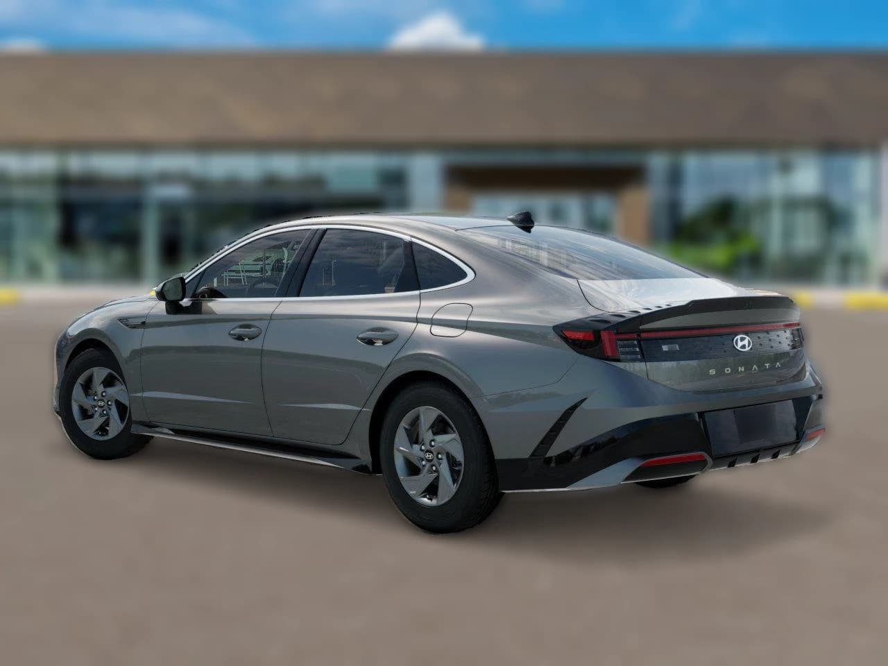 Hyundai Sonata SE FWD 2026 — side view