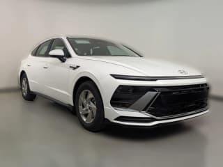 Hyundai Sonata SE FWD