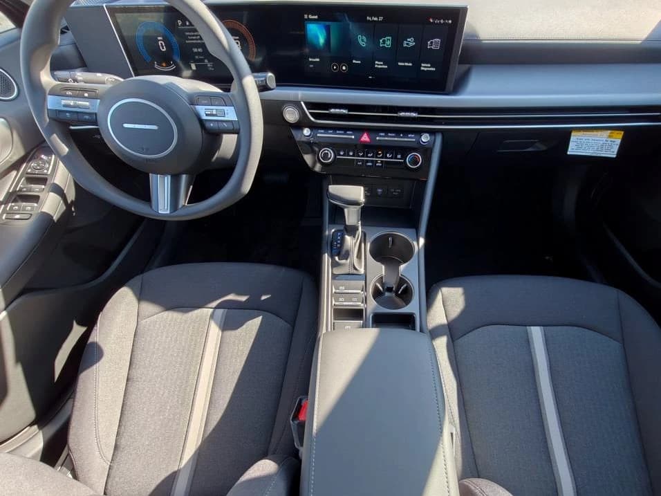 Hyundai Sonata SE FWD 2026 — side view