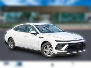 Hyundai Sonata SE FWD