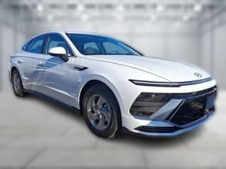 Hyundai Sonata SE FWD