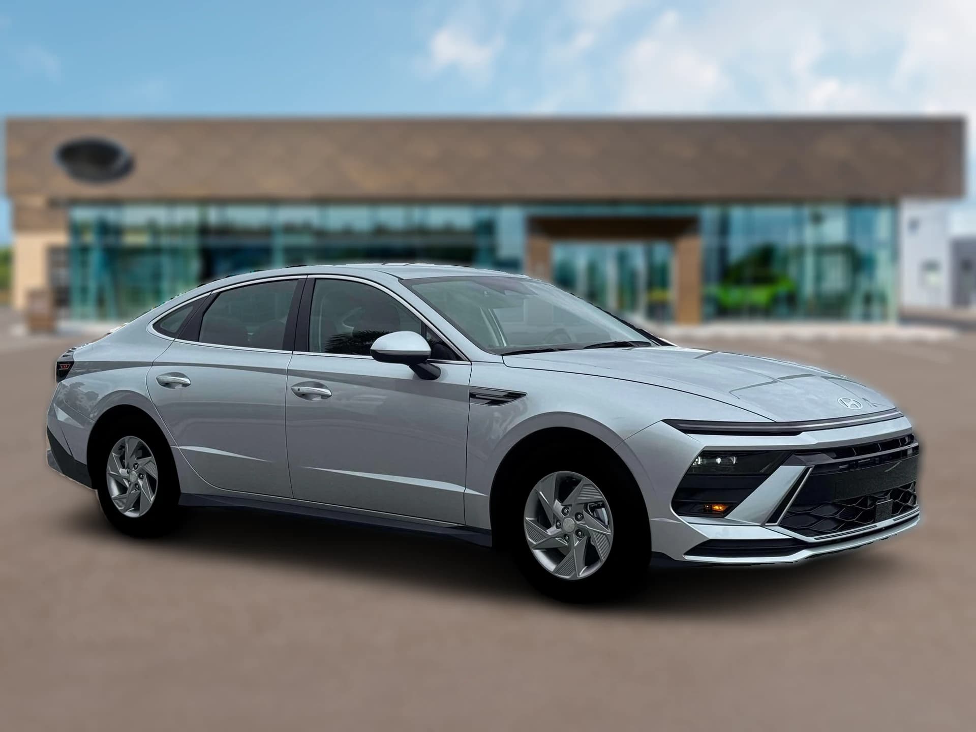 Hyundai Sonata SE FWD 2026 — side view