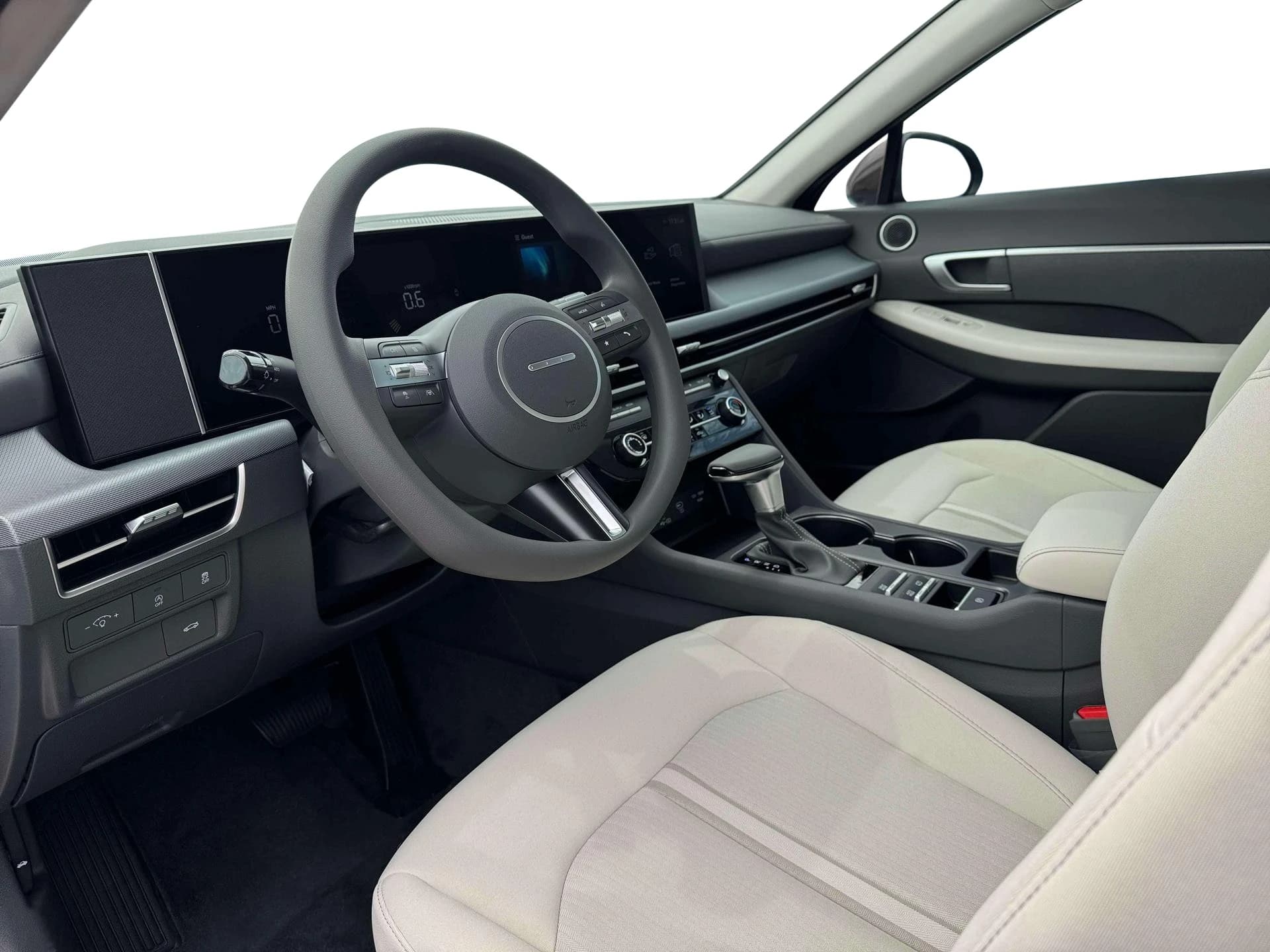 Hyundai Sonata SE FWD 2026 — side view