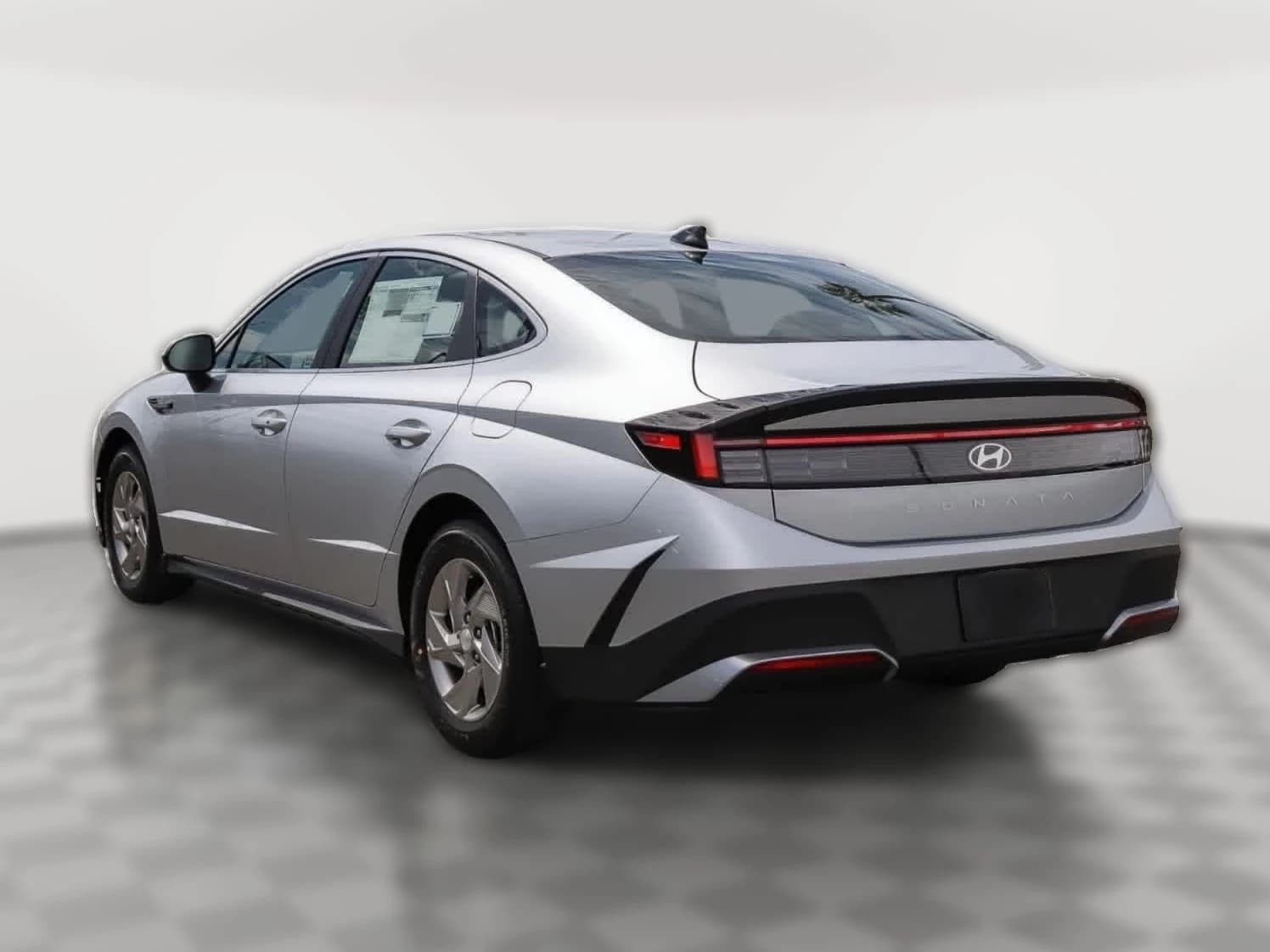 Hyundai Sonata SE FWD 2026 — side view