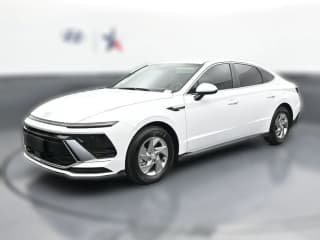 Hyundai Sonata SE FWD