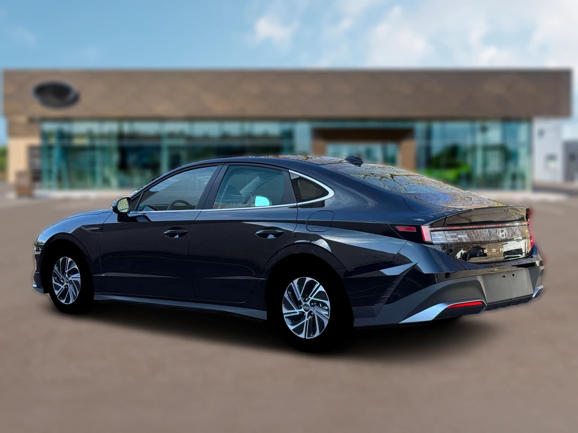 Hyundai Sonata Hybrid Blue FWD 2026 — side view
