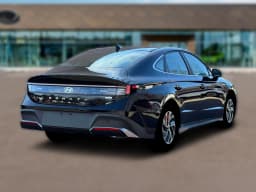 Hyundai Sonata Hybrid Blue FWD 2026 — side view