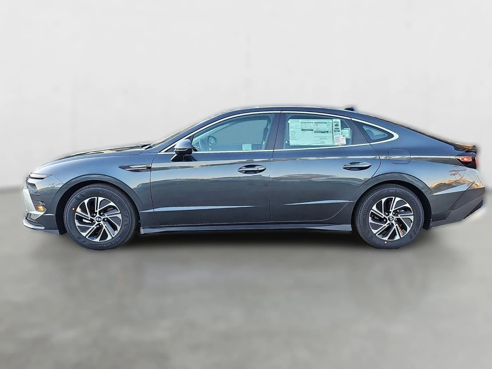 Hyundai Sonata Hybrid Blue FWD 2026 — side view