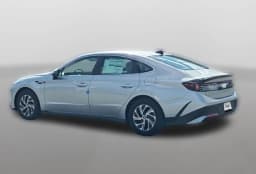 Hyundai Sonata Hybrid Blue FWD 2027 — side view