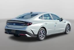 Hyundai Sonata Hybrid Blue FWD 2027 — side view