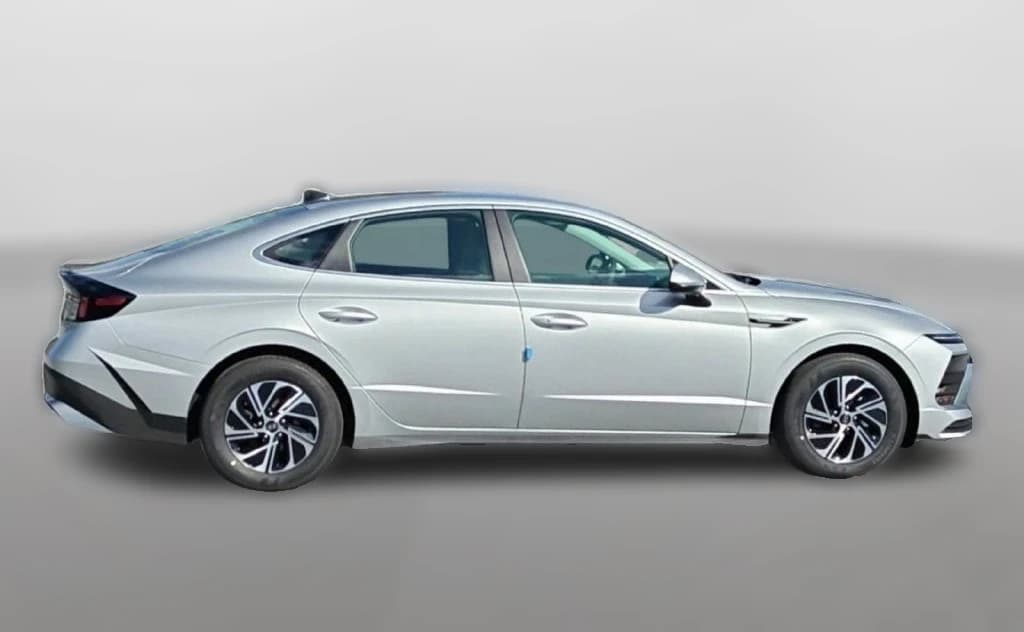 Hyundai Sonata Hybrid Blue FWD 2027 — side view