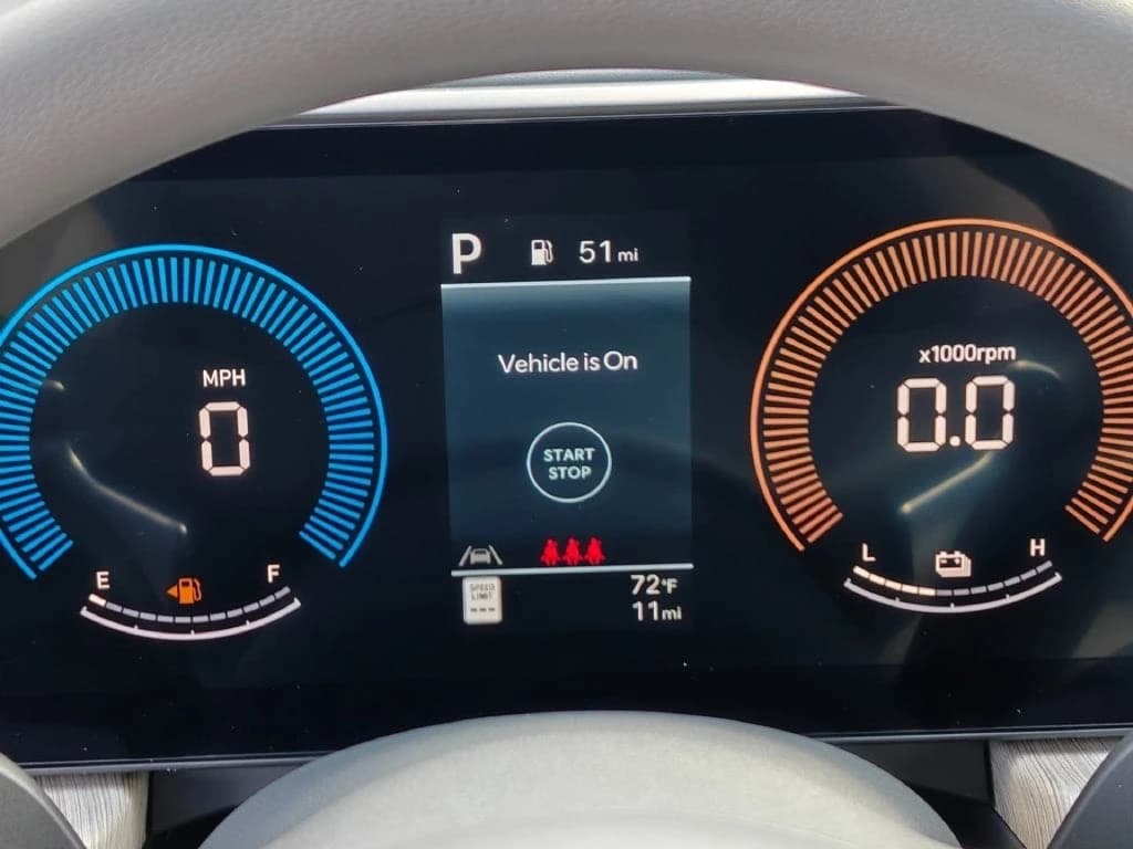 Hyundai Sonata Hybrid Blue FWD 2027 — side view