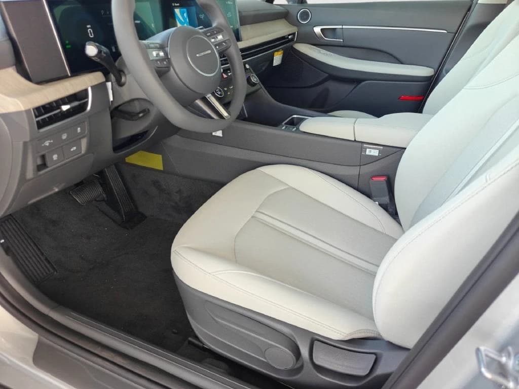 Hyundai Sonata Hybrid Blue FWD 2027 — side view