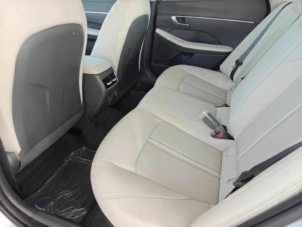 Hyundai Sonata Hybrid Blue FWD 2027 — side view