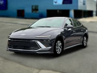 Hyundai Sonata Hybrid Blue FWD
