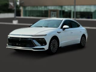 Hyundai Sonata Hybrid SEL FWD