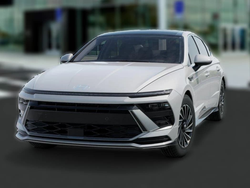 Hyundai Sonata Hybrid SEL FWD 2026 — side view