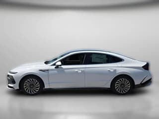 Hyundai Sonata Hybrid SEL FWD