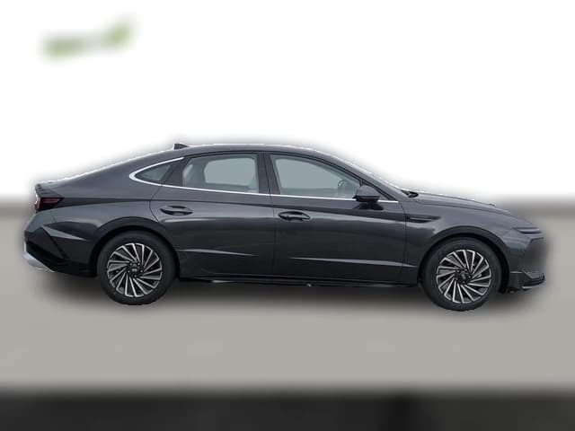 Hyundai Sonata Hybrid SEL FWD 2026 — side view