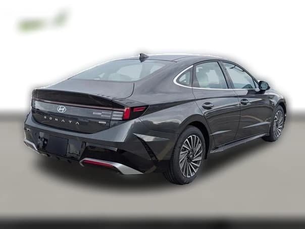 Hyundai Sonata Hybrid SEL FWD 2026 — side view