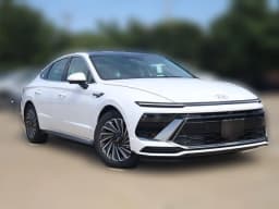 Hyundai Sonata Hybrid Limited FWD 2026 — side view