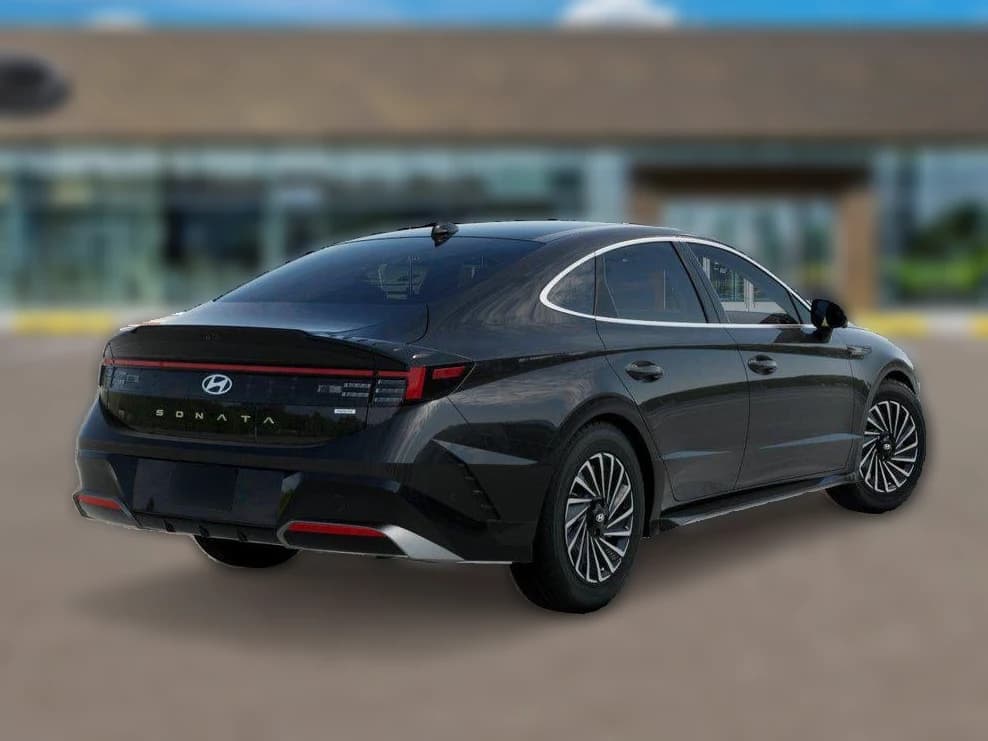 Hyundai Sonata Hybrid Limited FWD 2025 — side view
